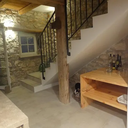 Flavia Villa